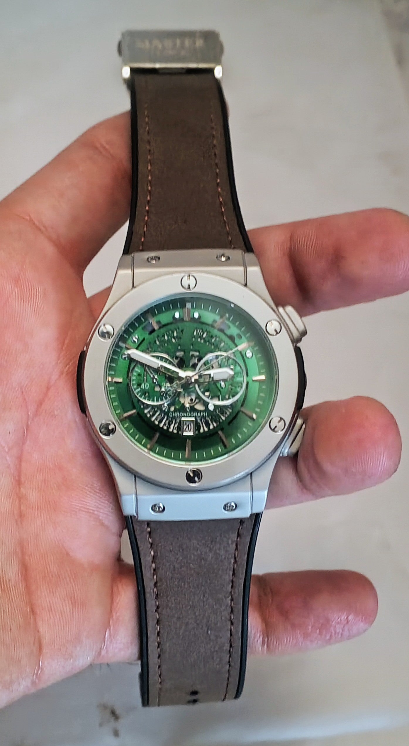 Luxury Black Chronograph Men's Watch – Premium Sporty Design