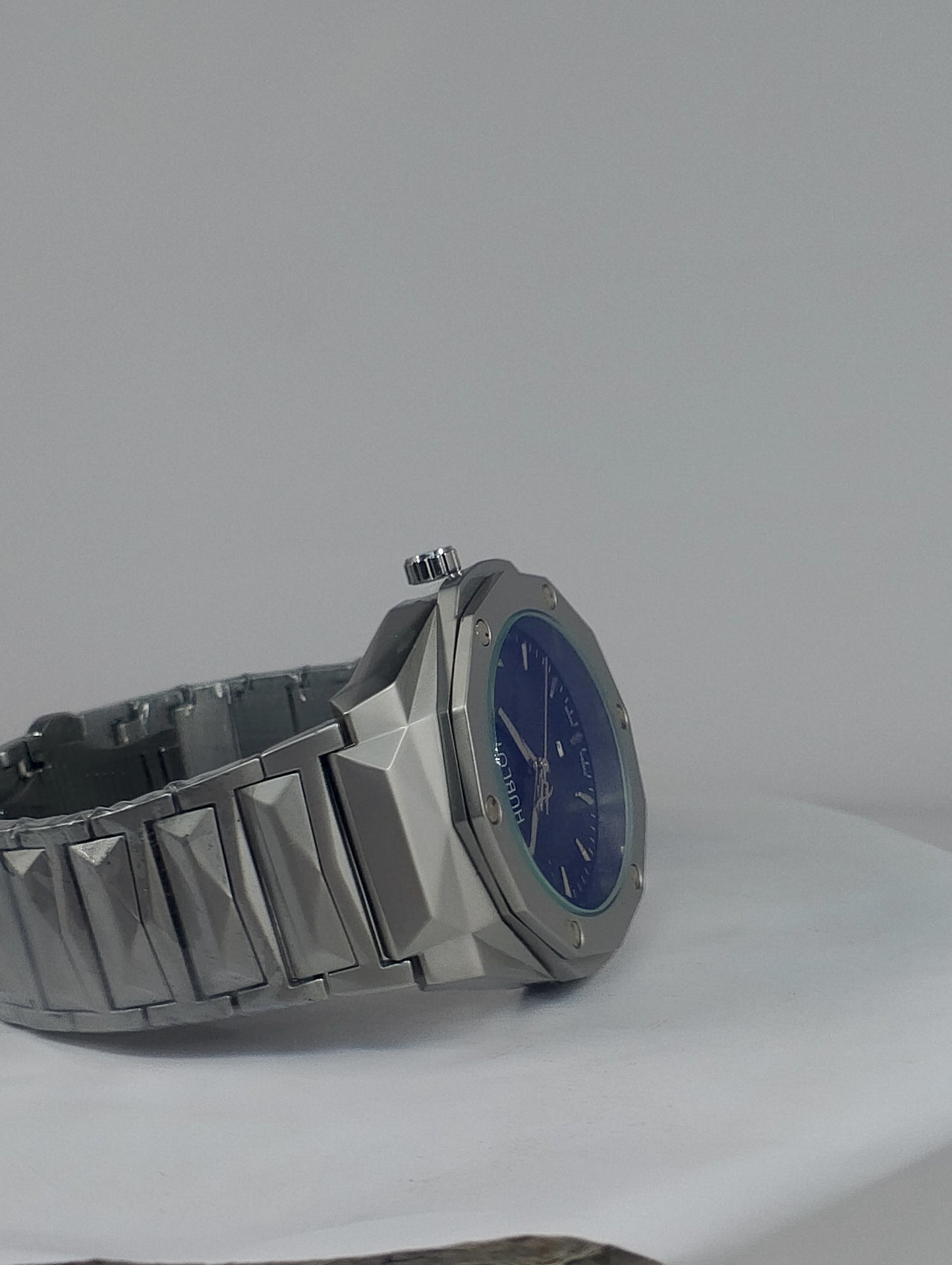 Luxury Stainless Steel HUBLOT Men's Analog Watch – Blue Dial | Premium Business & Casual Wristwatch