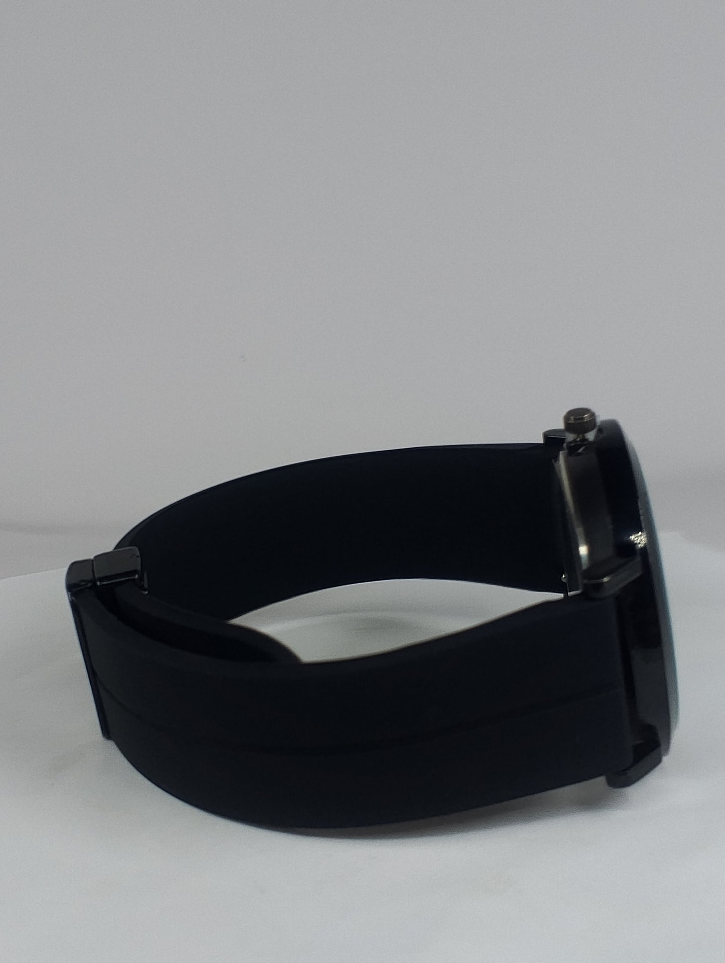 Classic Men's Black Analog Watch – Minimalist Luxury Wristwatch with Date Display | Business & Casual