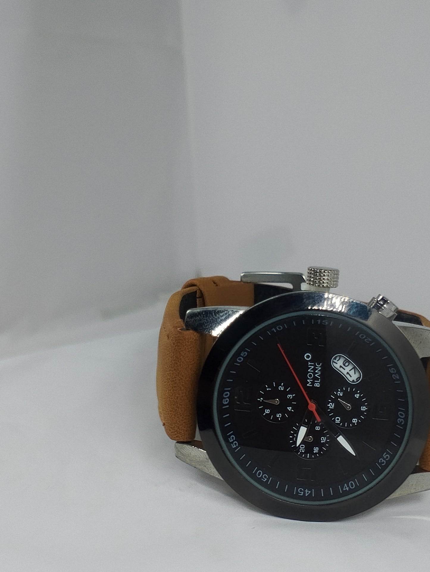 Luxury Men's Leather Strap Analog Watch – Black Dial | Premium Business & Casual Wristwatch