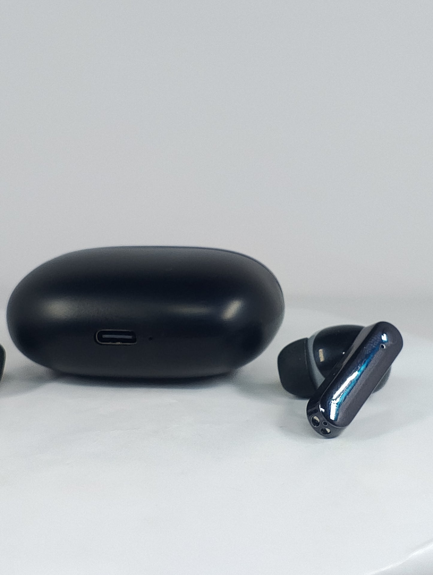 Premium U60 Wireless Bluetooth Earbuds with Charging Case – HD Stereo Sound | Touch Control | Black