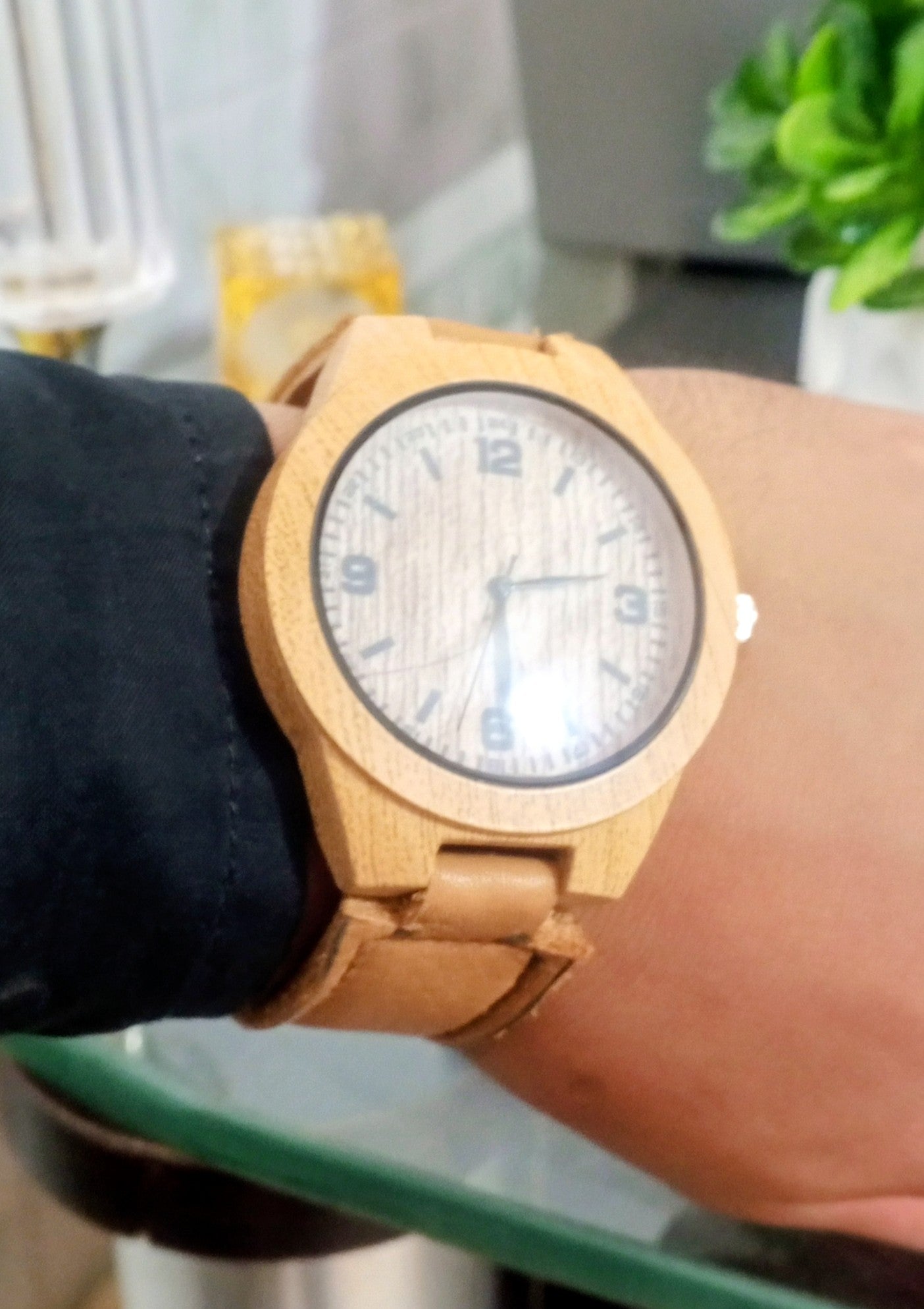 Premium Wooden Watch for Men – Stylish Natural Wood Dial with Genuine Leather Strap