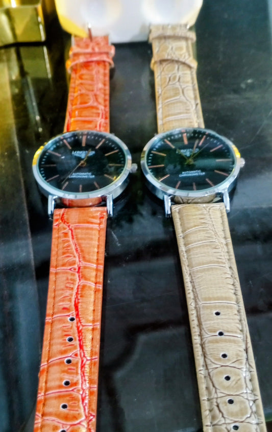 Elegant Analog Watch for Men – Stylish Leather Strap Classic Wrist Watch