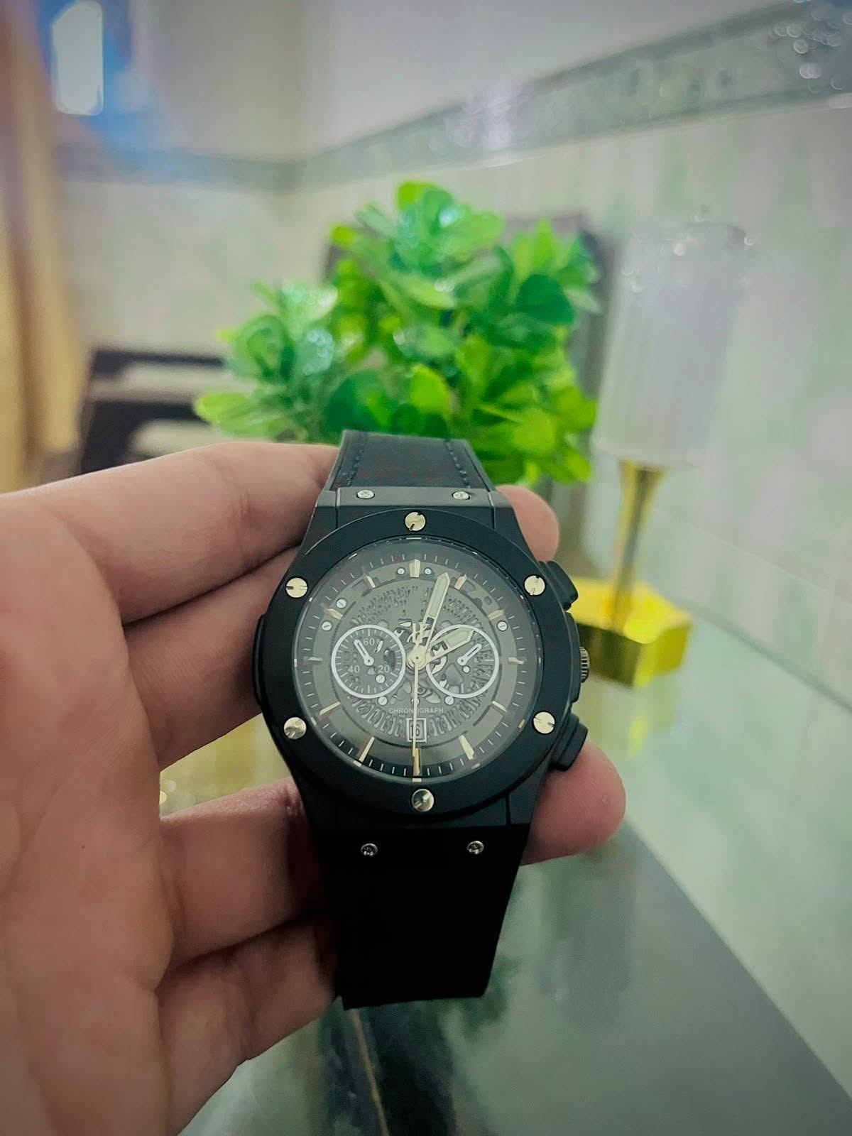 Luxury Black Chronograph Men's Watch – Premium Sporty Design